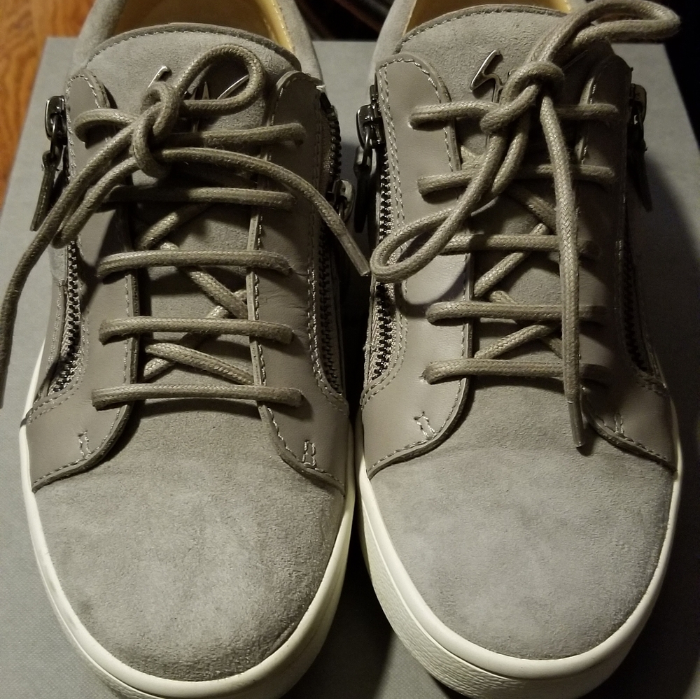 Womens Grey suede Guiseppe Zanoti sneakers
